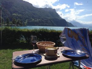 camping charme et nature avec vue sur le lac